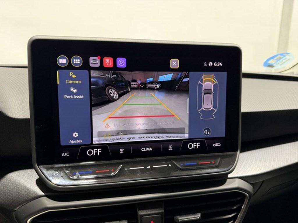 SEAT León 1.5 eTSI Style 25 Aniversario DSG 85 kW (116 CV) - 10