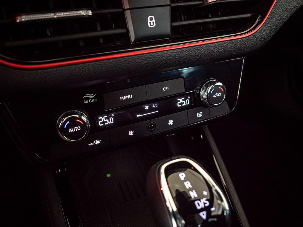 Skoda Kamiq 1.5 TSI Montecarlo DSG 110 kW (150 CV) - 13