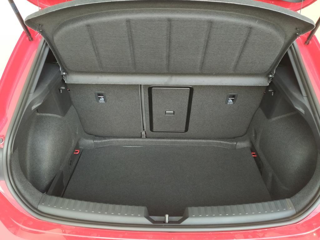 SEAT León 1.5 TSI S&S FR 25 Aniversario 85 kW (116 CV) - 6