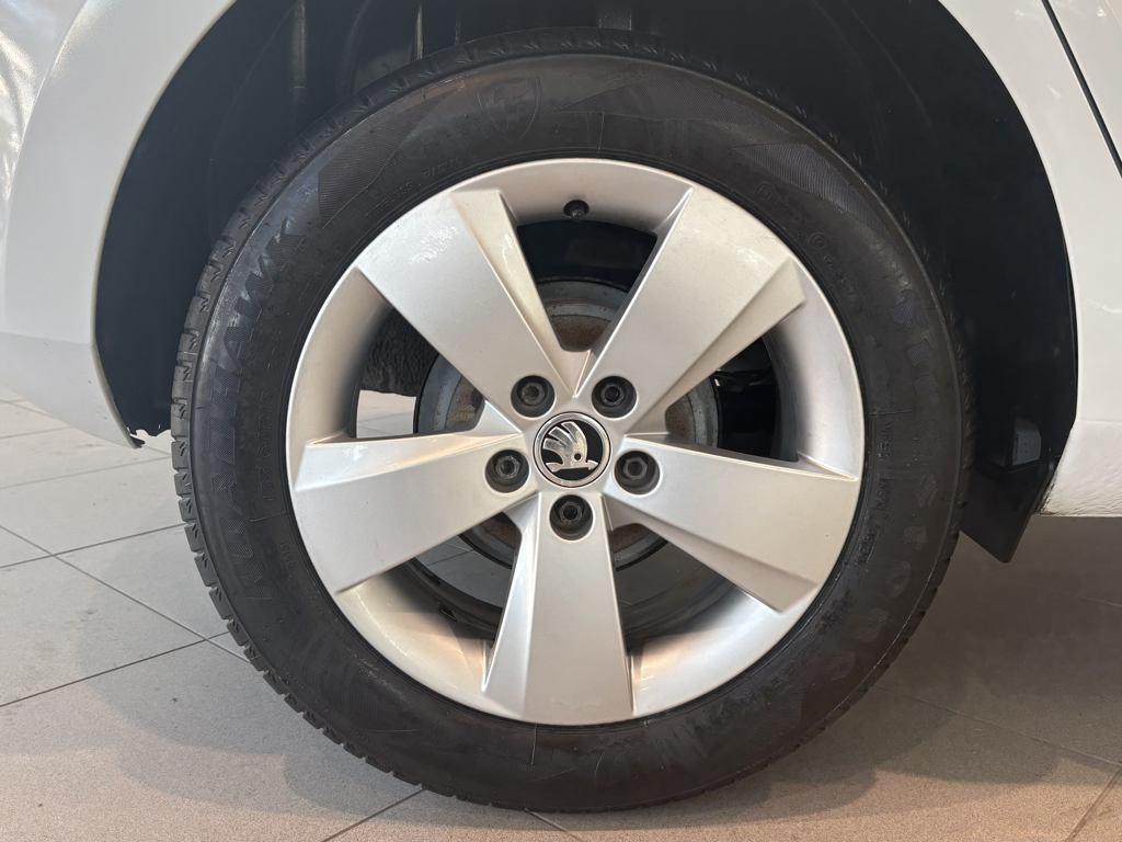 Skoda Fabia 1.0 MPI Like 55 kW (75 CV) - 7