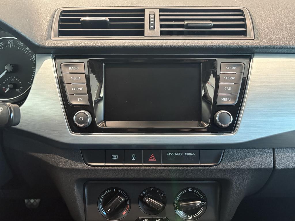 Skoda Fabia 1.0 MPI Like 55 kW (75 CV) - 9