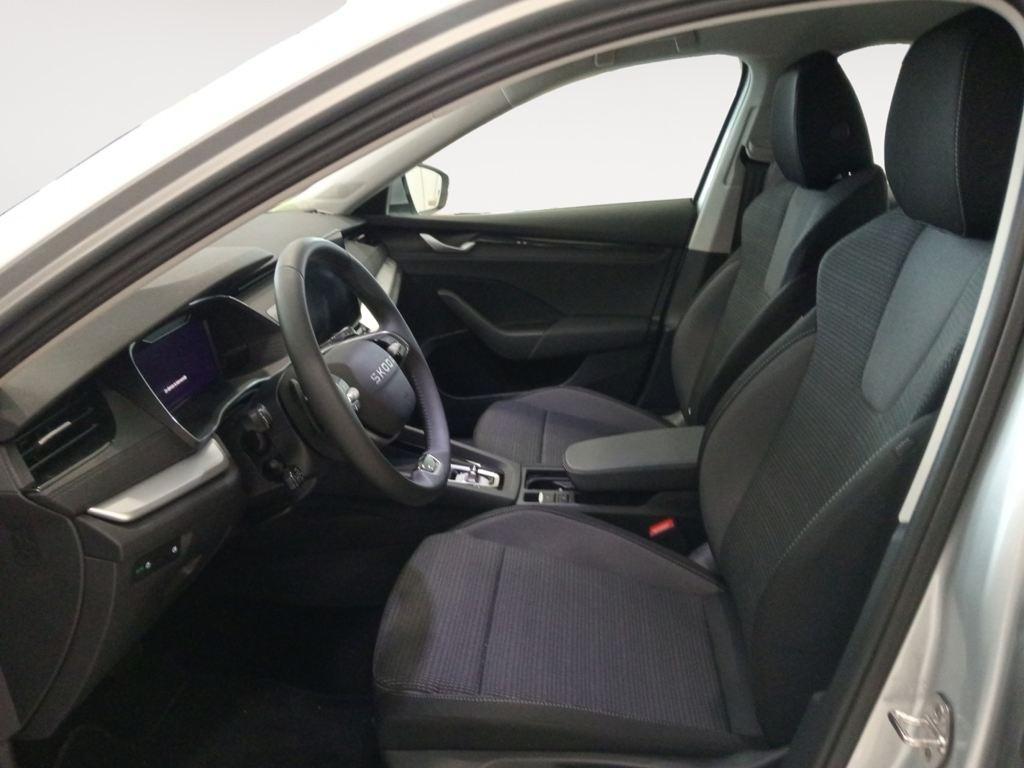 Skoda Octavia 1.5 TSI m-HEV Selection DSG 110 kW (150 CV) - 13