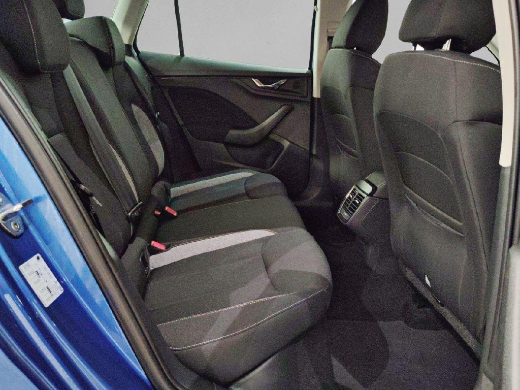 Skoda Kamiq 1.0 TSI Selection 85 kW (115 CV) - 5