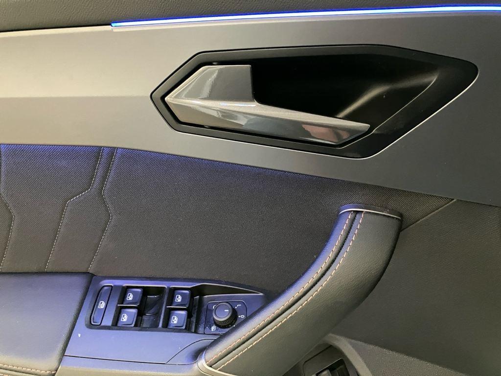 CUPRA Leon Sportstourer 1.5 eTSI DSG 110 kW (150 CV) - 9