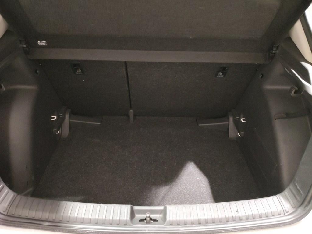 Skoda Fabia 1.0 TSI Active 70 kW (95 CV) - 6