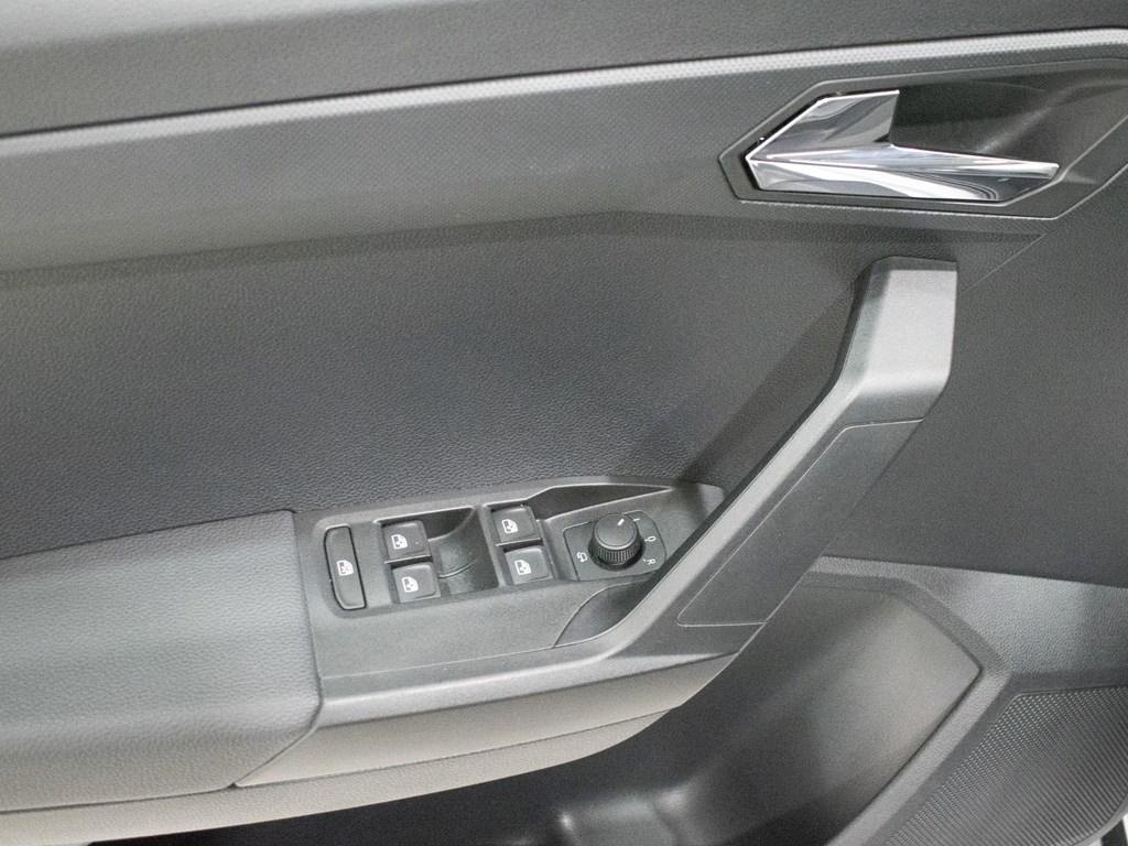 SEAT Arona 1.0 TSI Style Go2 81 kW (110 CV) - 9