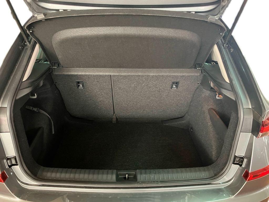 Skoda Kamiq 1.0 TSI Selection 85 kW (115 CV) - 6