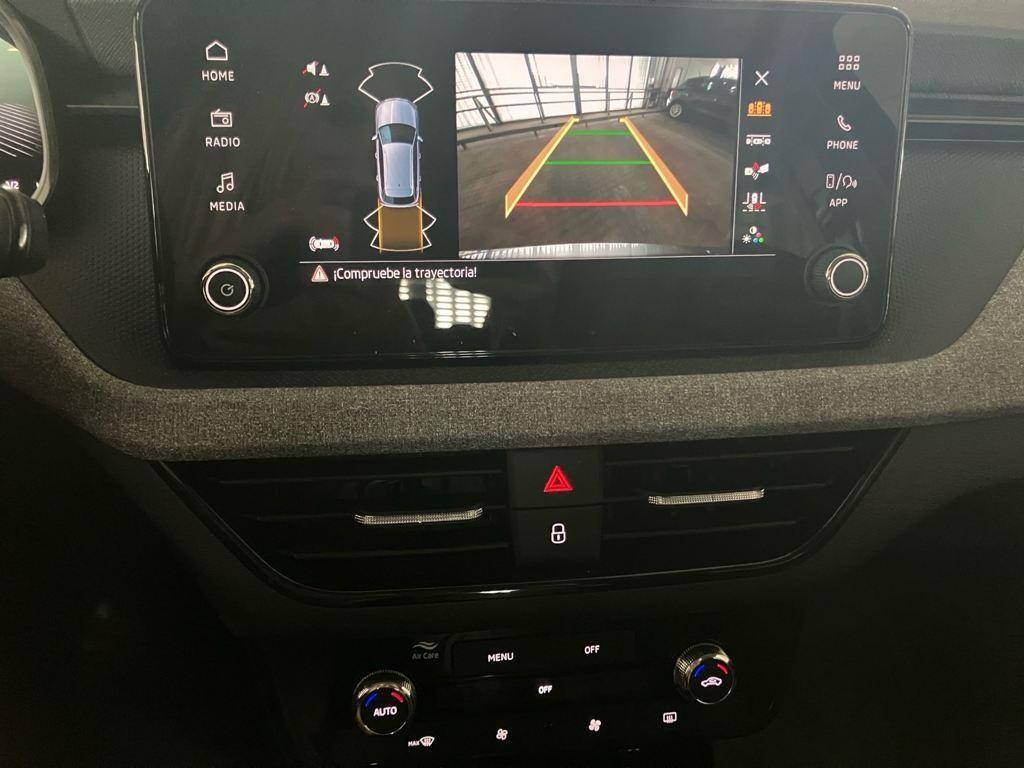 Skoda Kamiq 1.0 TSI Selection 85 kW (115 CV) - 12