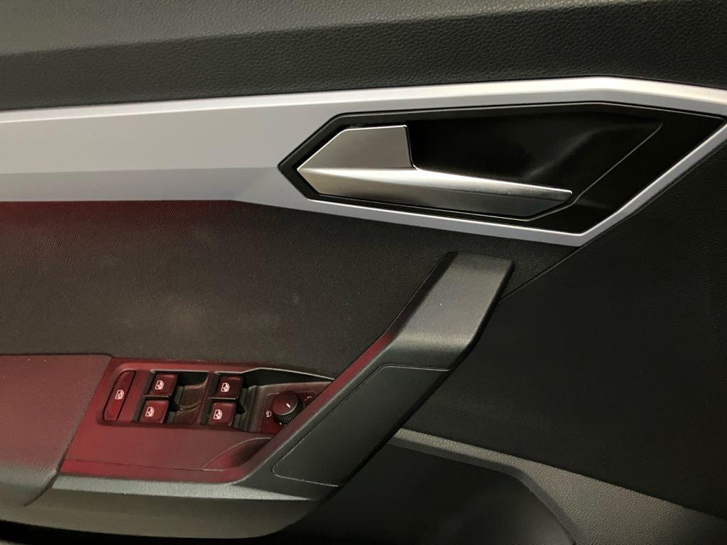 SEAT Ibiza 1.0 TSI FR Plus 81 kW (110 CV) - 13