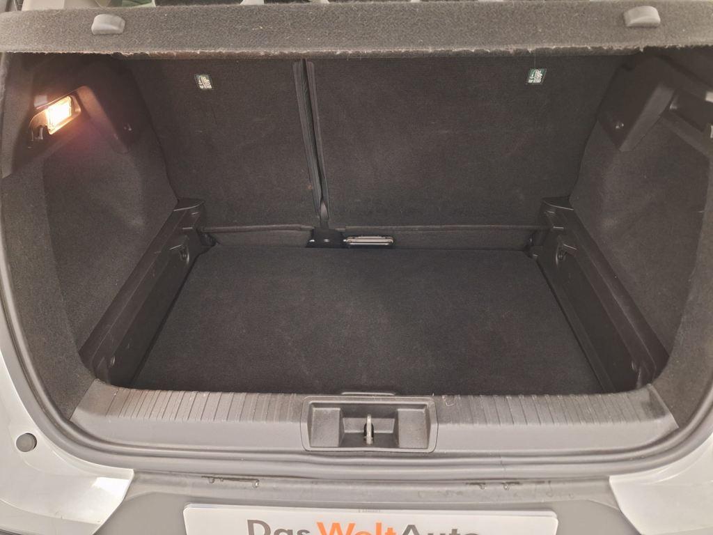 Renault Captur Zen TCe Micro Híbrido 103 kW (140 CV) EDC GPF - 6