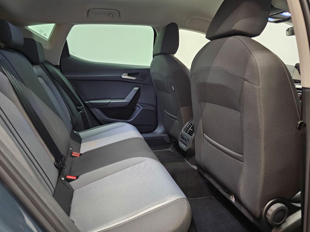 SEAT León 1.5 eTSI Style 25 Aniversario DSG 85 kW (116 CV) - 5