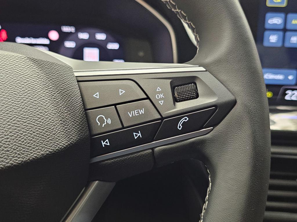 SEAT León 1.5 eTSI Style 25 Aniversario DSG 85 kW (116 CV) - 14