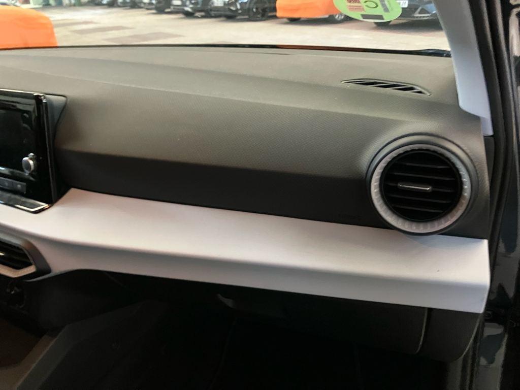 SEAT Arona 1.0 TSI Reference XM 70 kW (95 CV) - 17