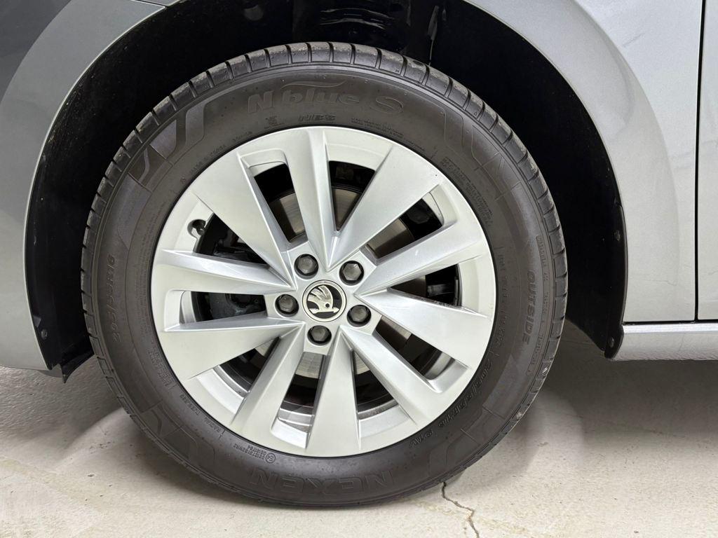 Skoda Scala 1.0 TSI Selection DSG 85 kW (115 CV) - 7