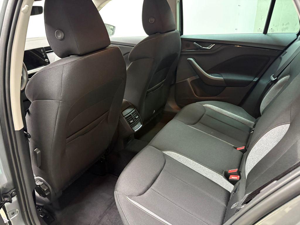 Skoda Scala 1.0 TSI Selection DSG 85 kW (115 CV) - 9