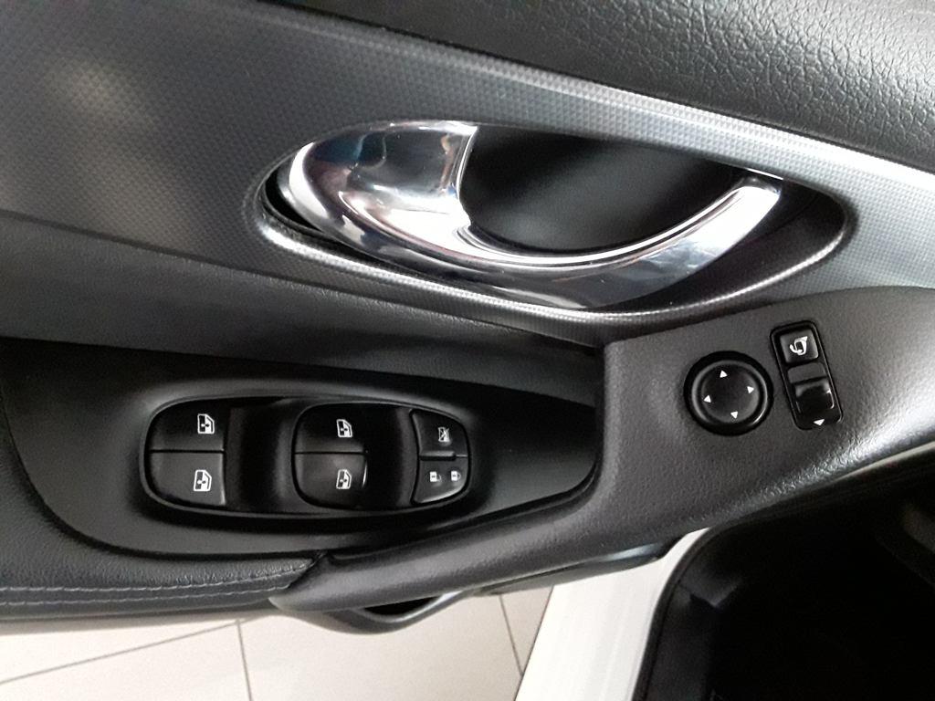 Nissan Qashqai DIG-T 160 N-Connecta 4x2 117 kW (160 CV) - 13