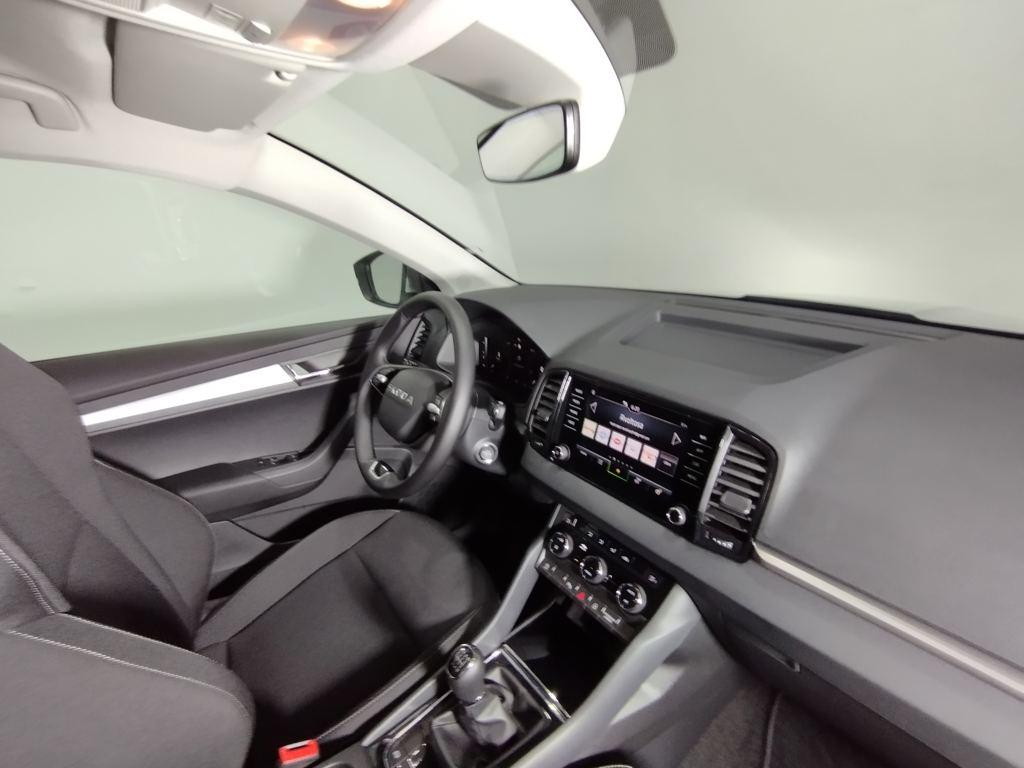 Skoda Karoq 1.0 TSI Selection 85 kW (116 CV) - 9