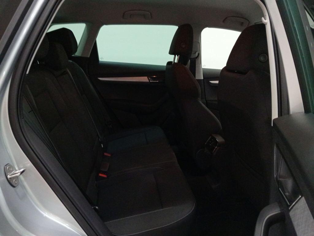 Skoda Karoq 1.5 TSI ACT Selection DSG 110 kW (150 CV) - 5