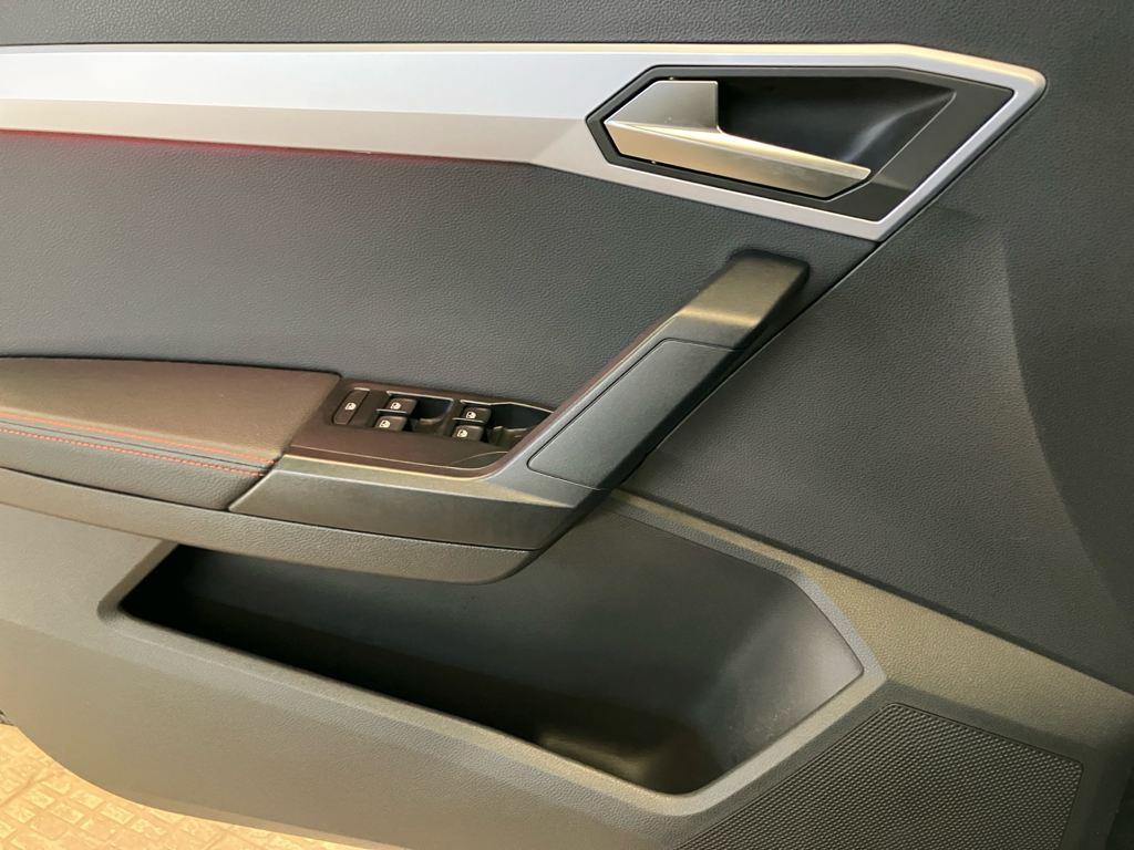 SEAT Arona 1.0 TSI FR XL RX 81 kW (110 CV) - 12