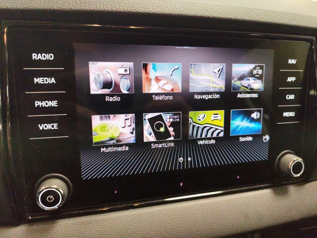 Skoda Karoq 1.5 TSI ACT Selection DSG 110 kW (150 CV) - 15