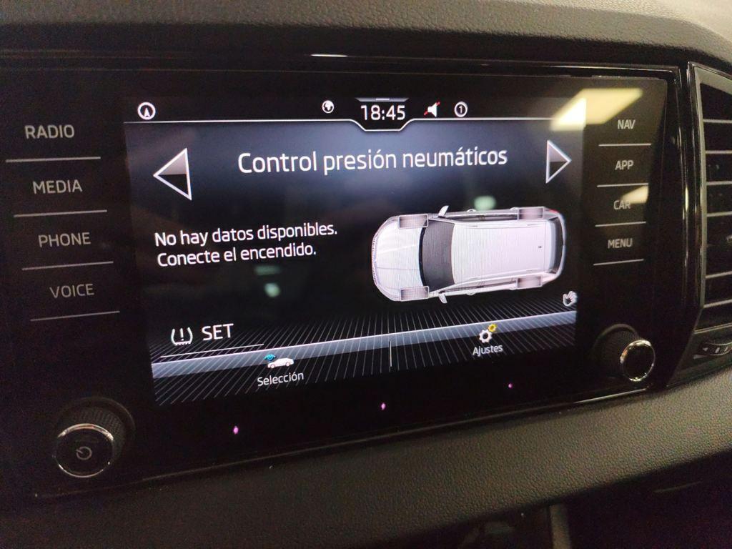 Skoda Karoq 1.5 TSI ACT Selection DSG 110 kW (150 CV) - 17