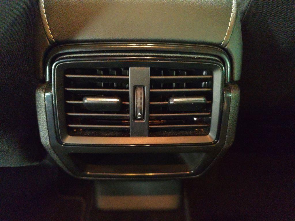 Skoda Karoq 1.5 TSI ACT Selection DSG 110 kW (150 CV) - 19