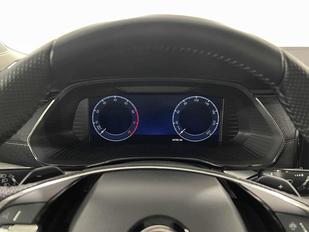 Skoda Octavia 1.5 TSI m-HEV Selection DSG 110 kW (150 CV) - 11