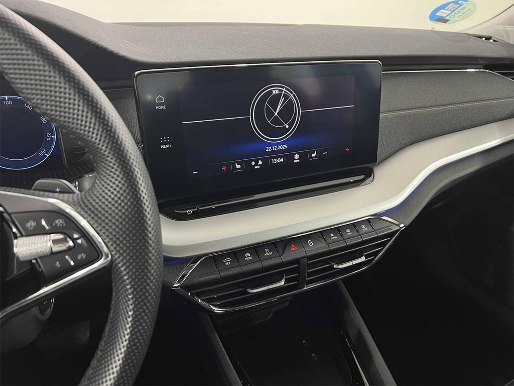 Skoda Octavia 1.5 TSI m-HEV Selection DSG 110 kW (150 CV) - 13