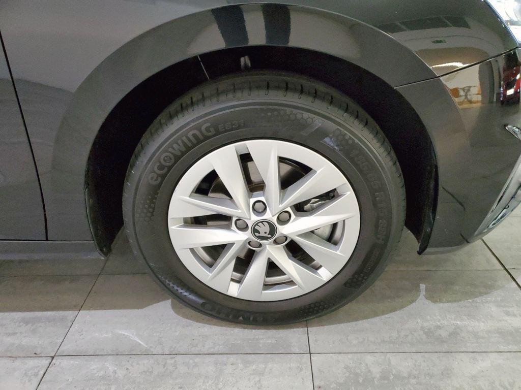 Skoda Fabia 1.0 TSI Selection DSG 85 kW (115 CV) - 7