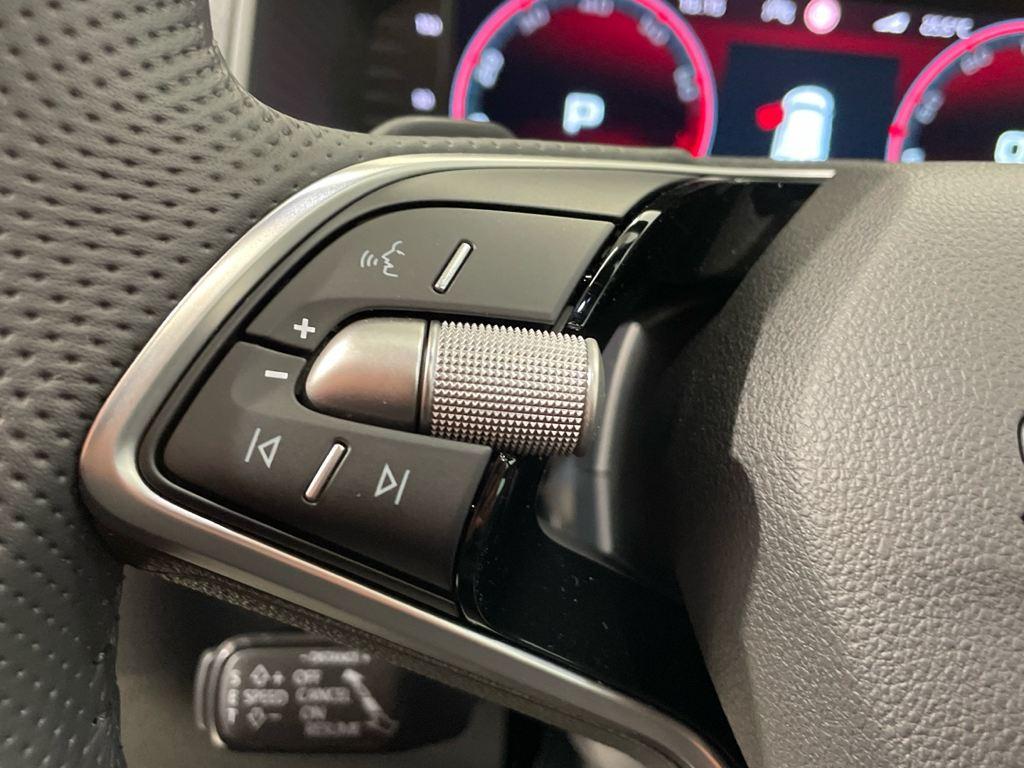 Skoda Karoq 1.5 TSI ACT Sportline DSG 110 kW (150 CV) - 8