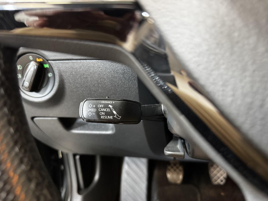 Skoda Octavia Combi 2.0 TDI CR Style 110 kW (150 CV) - 10