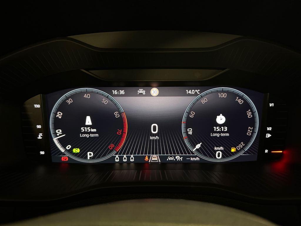 Skoda Karoq 1.5 TSI ACT Selection DSG 110 kW (150 CV) - 10