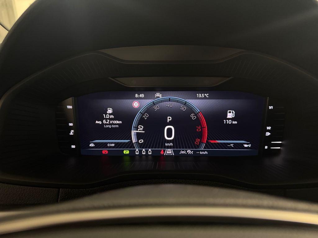 Skoda Karoq 1.5 TSI ACT Selection DSG 110 kW (150 CV) - 10