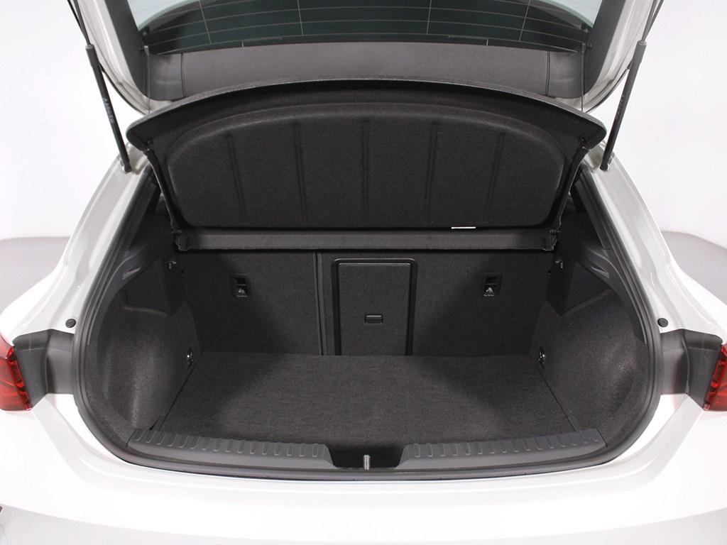 CUPRA León 1.5 TSI e-Hybrid VZ Extreme DSG 200 kW (272 CV) - 6