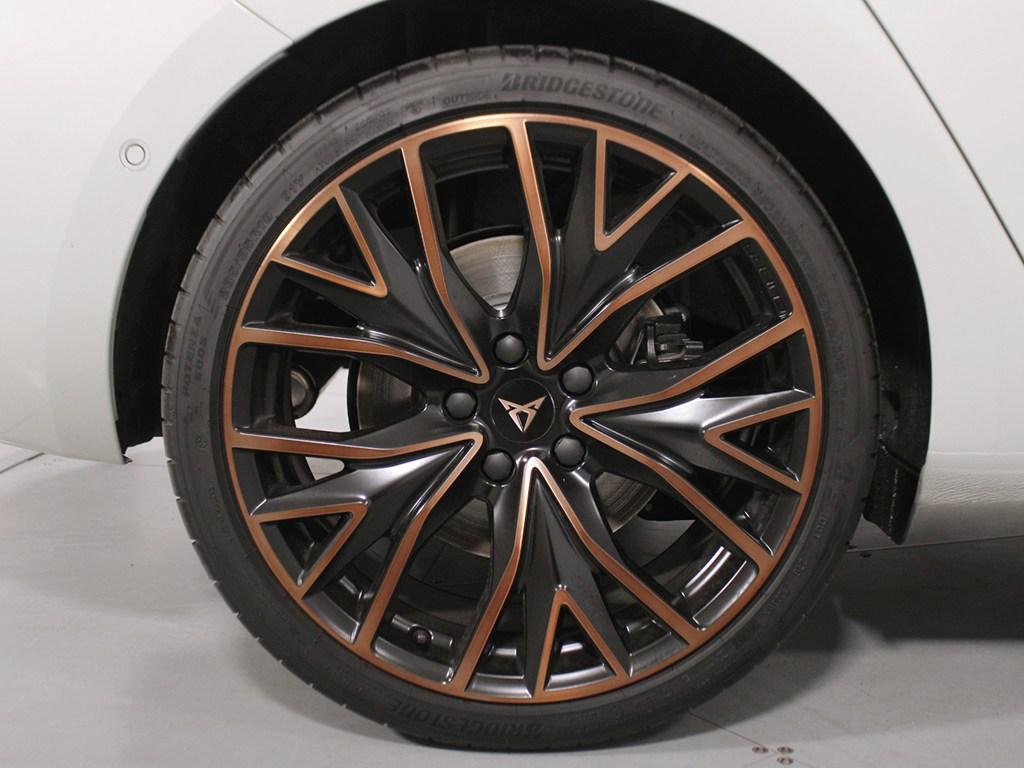 CUPRA León 1.5 TSI e-Hybrid VZ Extreme DSG 200 kW (272 CV) - 7