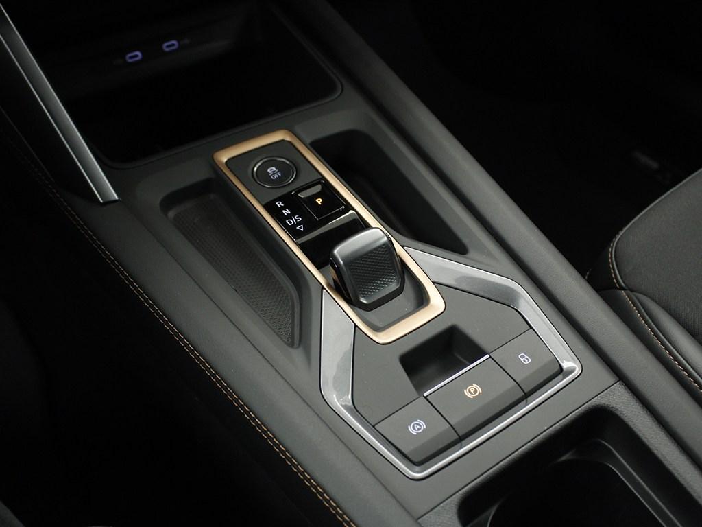 CUPRA León 1.5 eTSI DSG 110 kW (150 CV) - 9