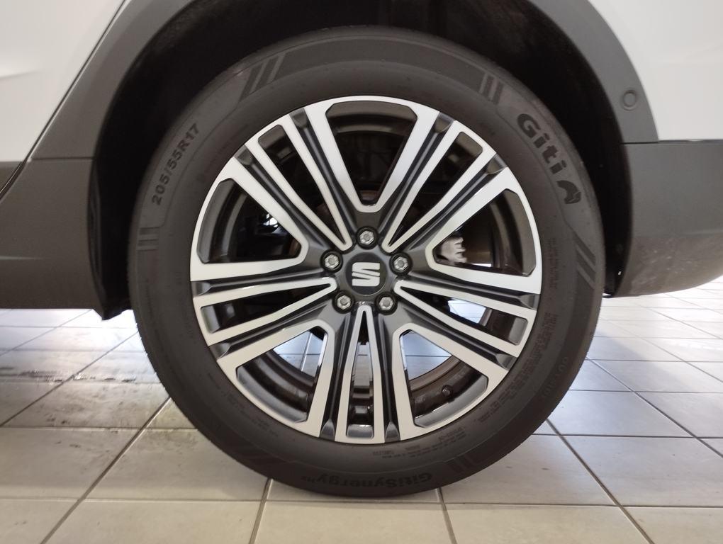 SEAT Arona 1.0 TSI S&S Xperience XM 85 kW (115 CV) - 7