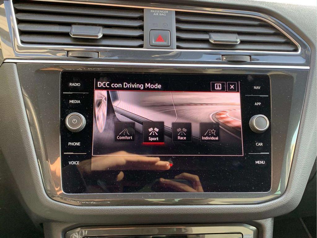 Volkswagen Tiguan R 2.0 TSI 4Motion 235 kW (320 CV) DSG - 12