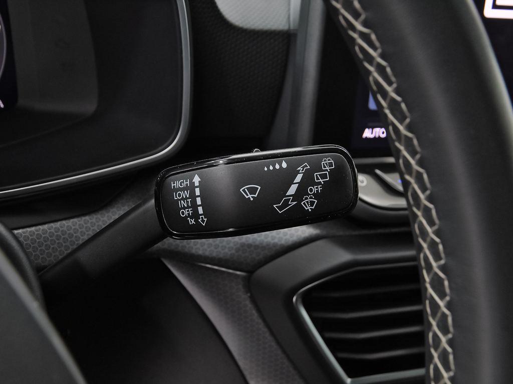 SEAT León 1.5 TSI S&S Style 25 Aniversario 85 kW (116 CV) - 13