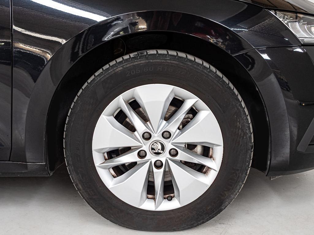 Skoda Octavia Combi 2.0 TDI Ambition Plus 85 kW (115 CV) - 7