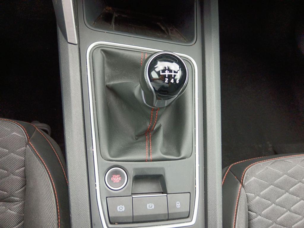 SEAT León 1.5 TSI S&S FR 25 Aniversario 85 kW (116 CV) - 9