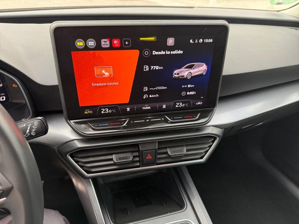 SEAT León 2.0 TDI S&S Style XS 85 kW (115 CV) - 9