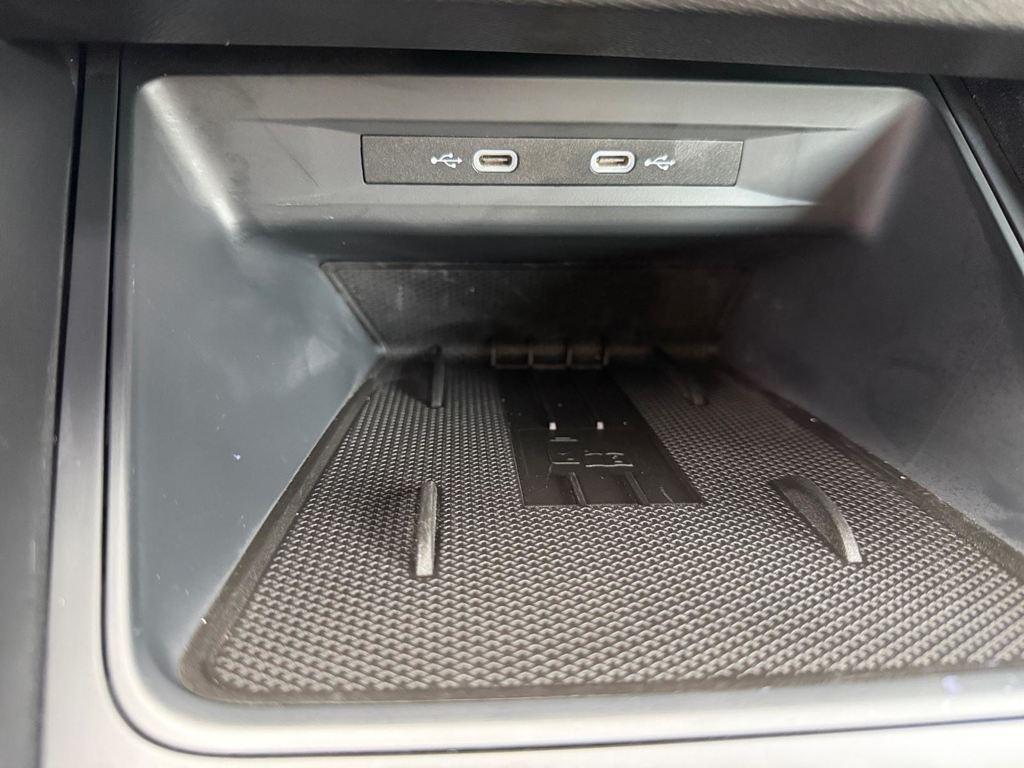 SEAT León 2.0 TDI S&S Style XS 85 kW (115 CV) - 10