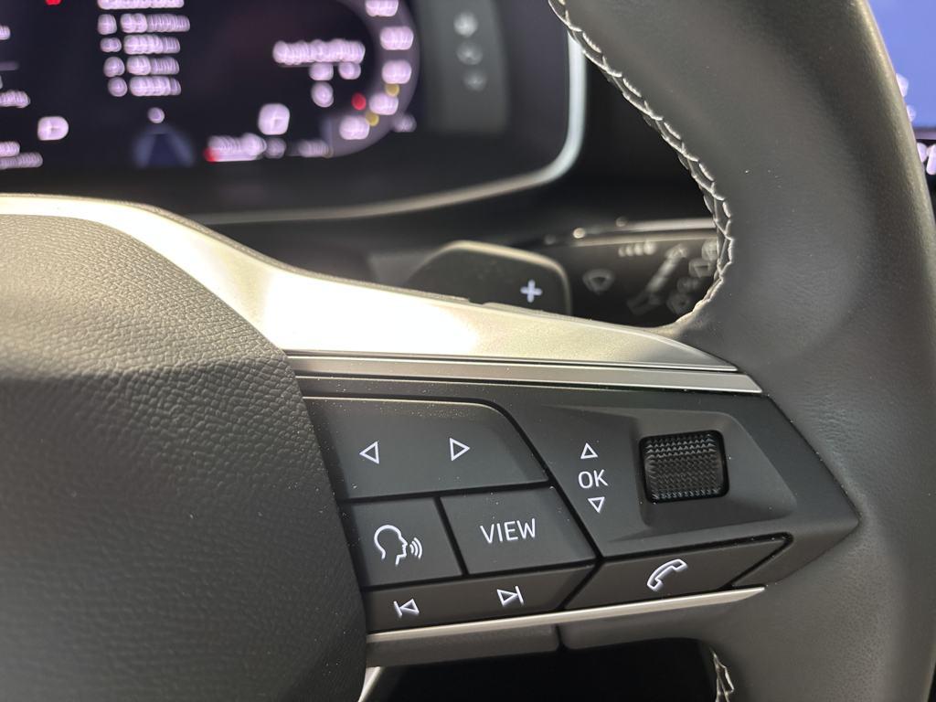 SEAT León 1.5 eTSI Style 25 Aniversario DSG 85 kW (116 CV) - 10