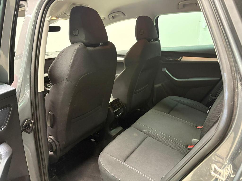 Skoda Karoq 1.5 TSI ACT Selection DSG 110 kW (150 CV) - 10