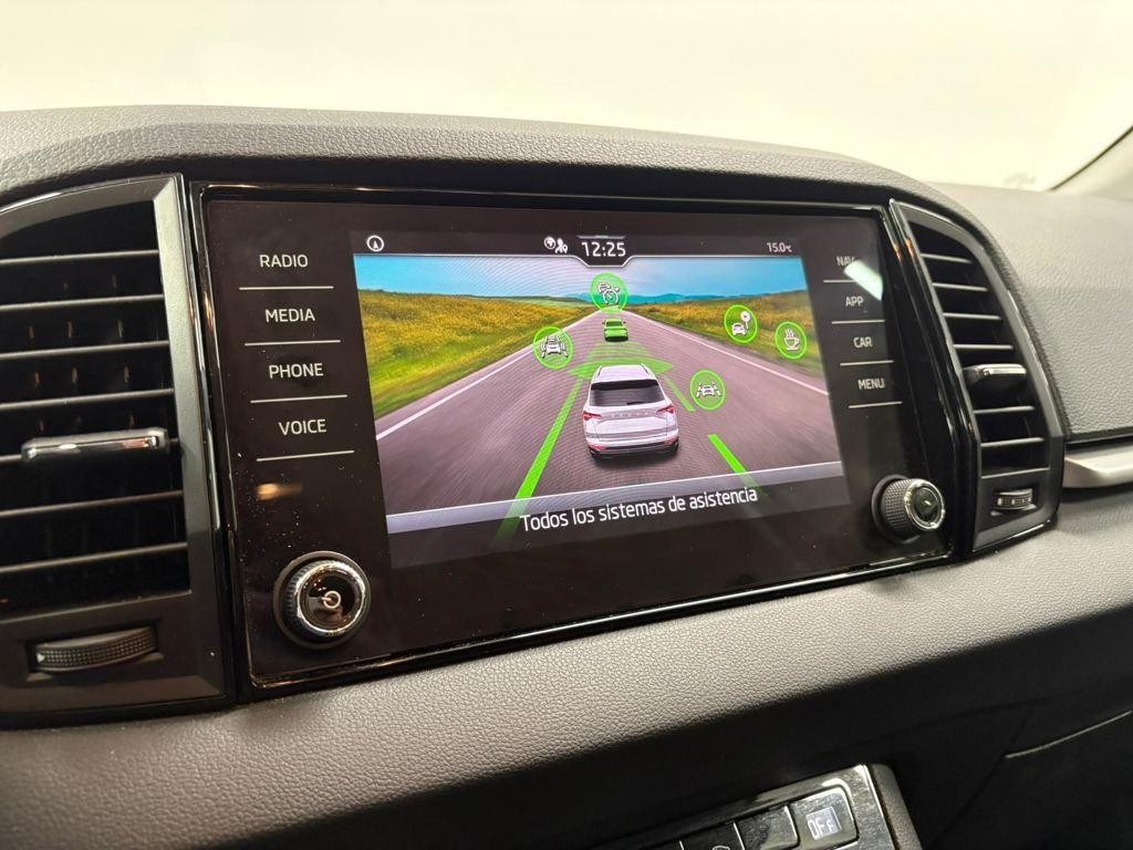 Skoda Karoq 1.5 TSI ACT Selection DSG 110 kW (150 CV) - 13