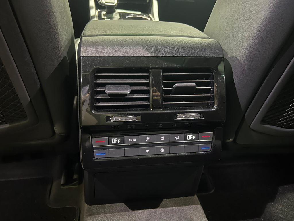 Volkswagen Touareg Elegance 3.0 V6 TSI eHybrid 4Motion 280 kW (381 CV) tiptronic - 12