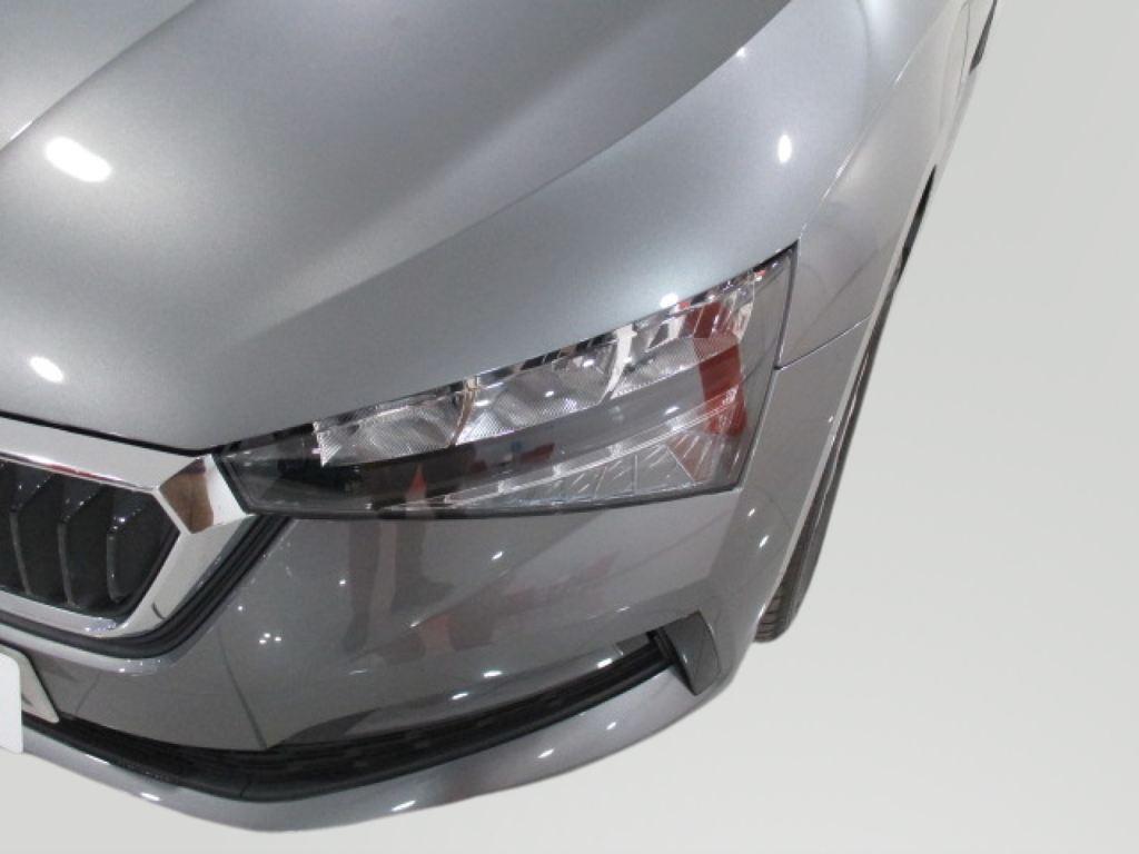 Skoda Scala 1.0 TSI Selection 85 kW (115 CV) - 10