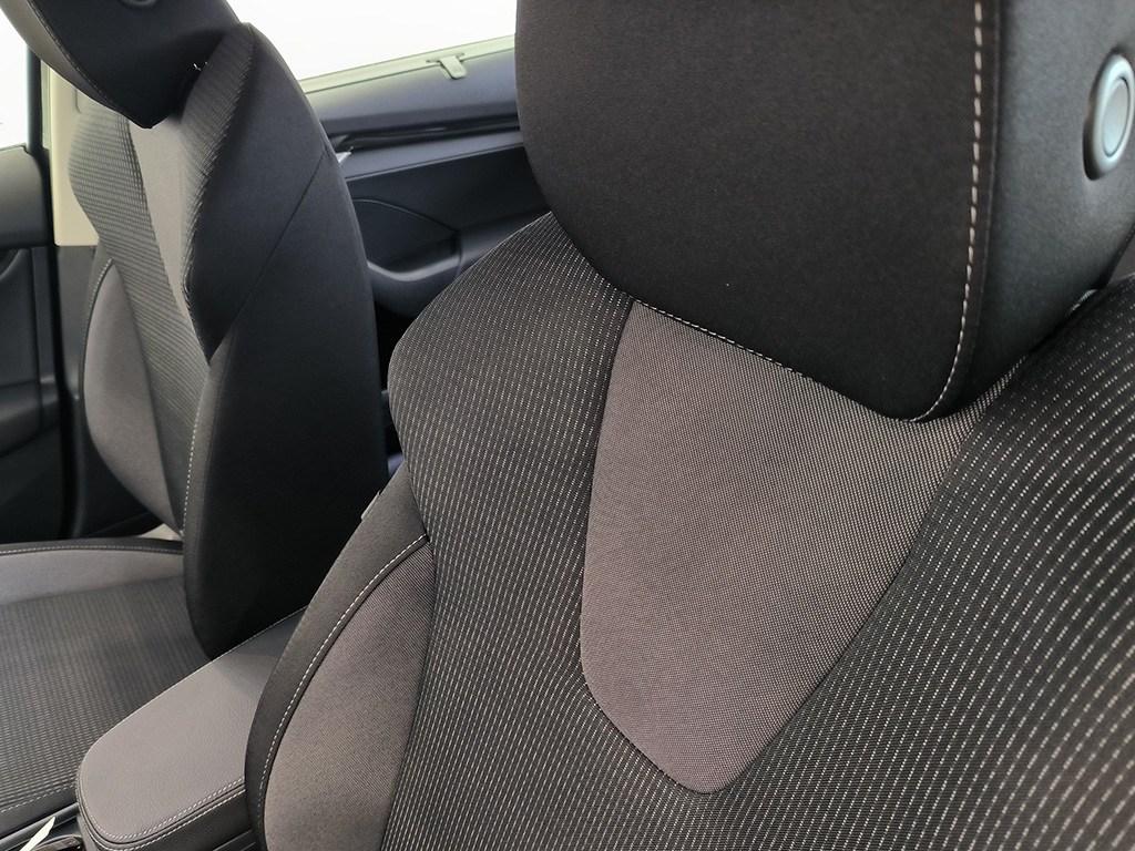 Skoda Octavia 1.5 TSI m-HEV Selection DSG 110 kW (150 CV) - 11