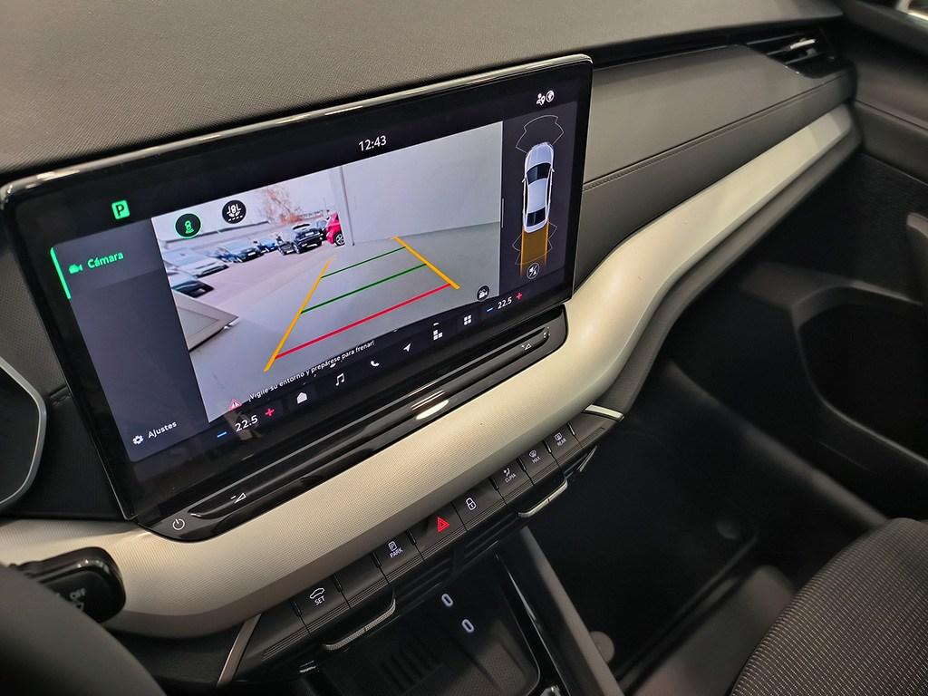 Skoda Octavia 1.5 TSI m-HEV Selection DSG 110 kW (150 CV) - 14